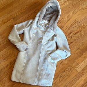Billabong EUC size Med women’s Elegant Cream Textured peaCoat